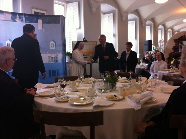 Banquet du 350e 14 avril 2013 Salle des prêtres Réfectoire du SME Banquet du 350e 14 avril 2013 Salle des prêtres Réfectoire du SME