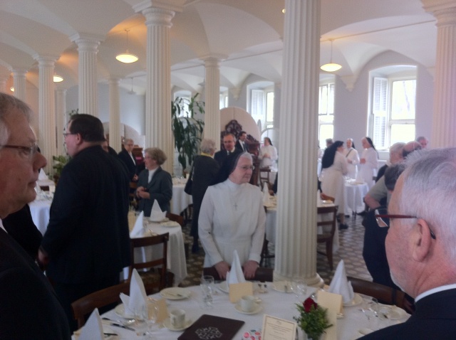 Banquet 350e 14 avril 2013 Bénédiction du repas