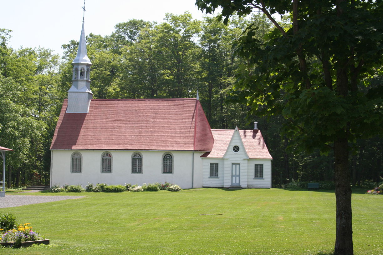 Petit_Cap_chapelle_05_reduit.jpg Petit_Cap_chapelle_05_reduit.jpg