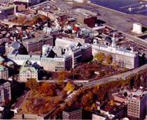 Vue aérienne des dédifices du Séminaire dans le Vieux-Québec