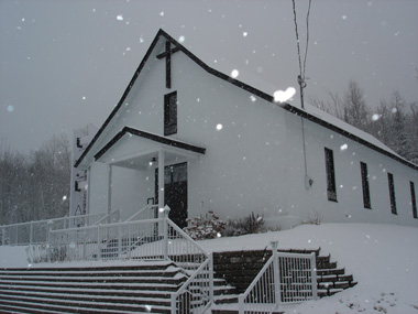 La chapelle Notre-Dame du Lac Poulin en hiver